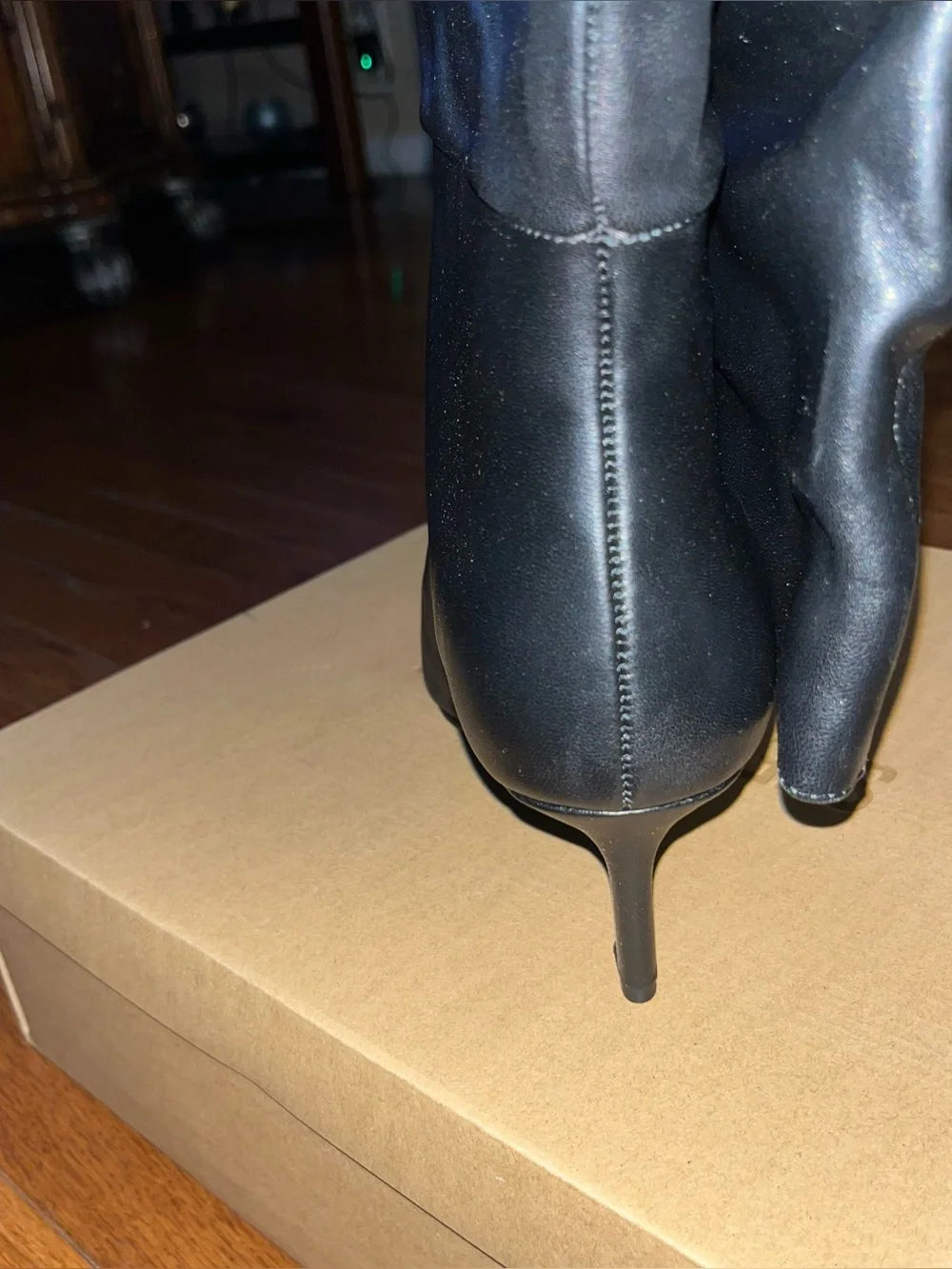 Steve Madden Lavan Pointed Toe Knee High Boot Black Leather Women’s 10